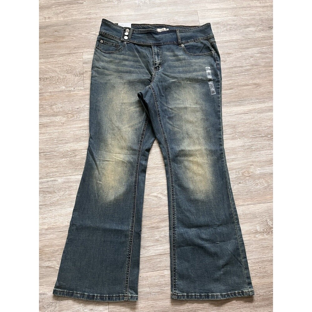 Women's Vintage Denim Jeans Flare Leg Size 20 Stretch Wide Belt Loop